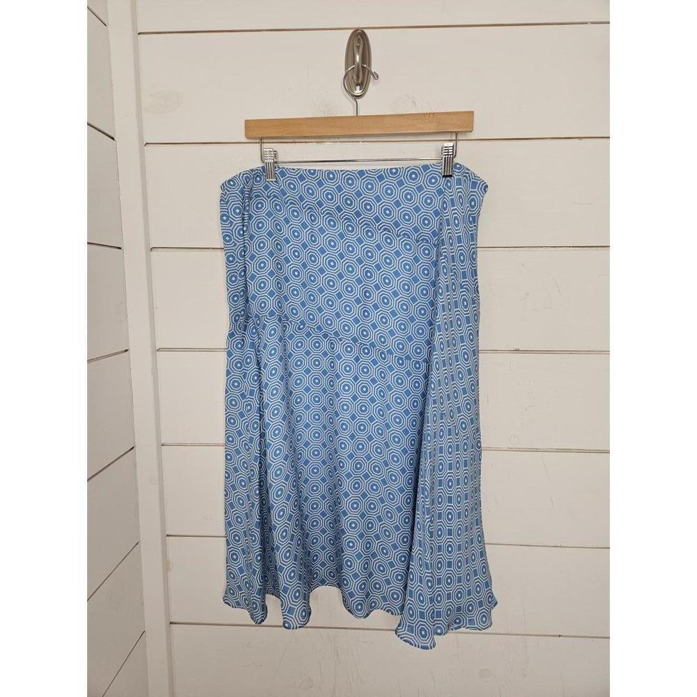 Jones New York Signature Size 14 blue & white silk flowy midi skirt